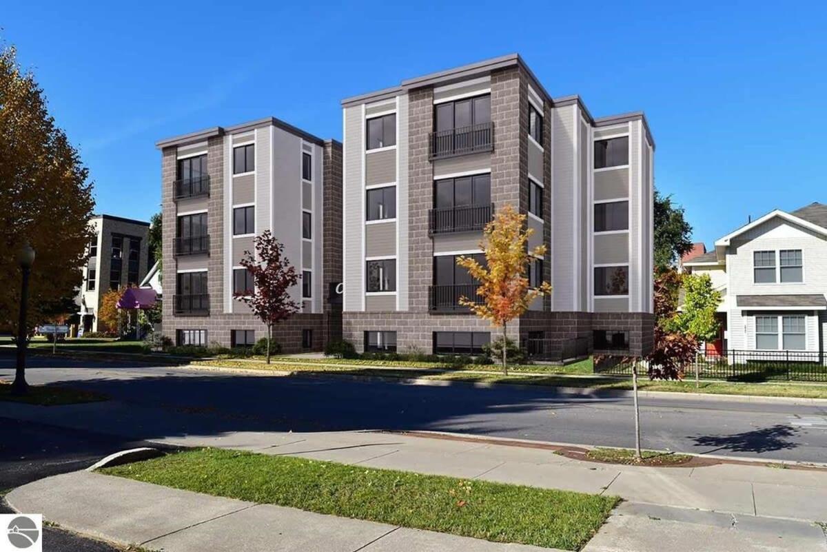 Downtown Traverse City Capri Condo 316 Exteriör bild